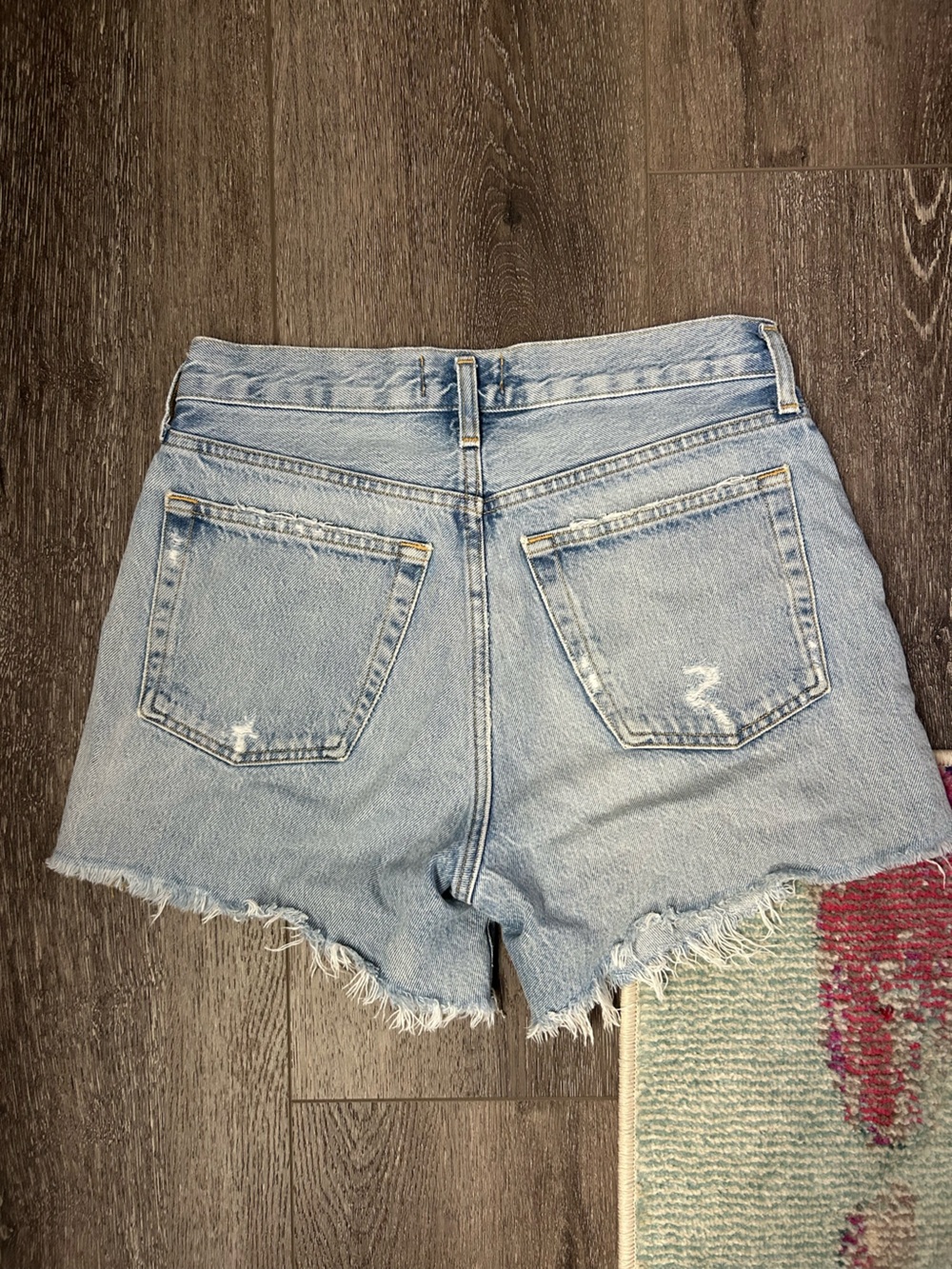 Agolde Parker Long Distressed Denim Shorts in Swapmeet - Picture 4 of 5